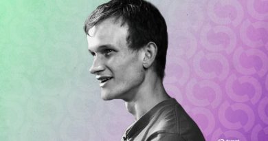 Ethereum’s Vitalik Buterin Going All-In on Decentralized Social Media as Farcaster, Lens Change Hands